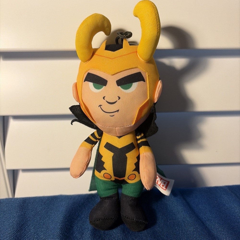 Marvel Avengers - Loki Plush Toy Green Cape 8-Inch NEW!